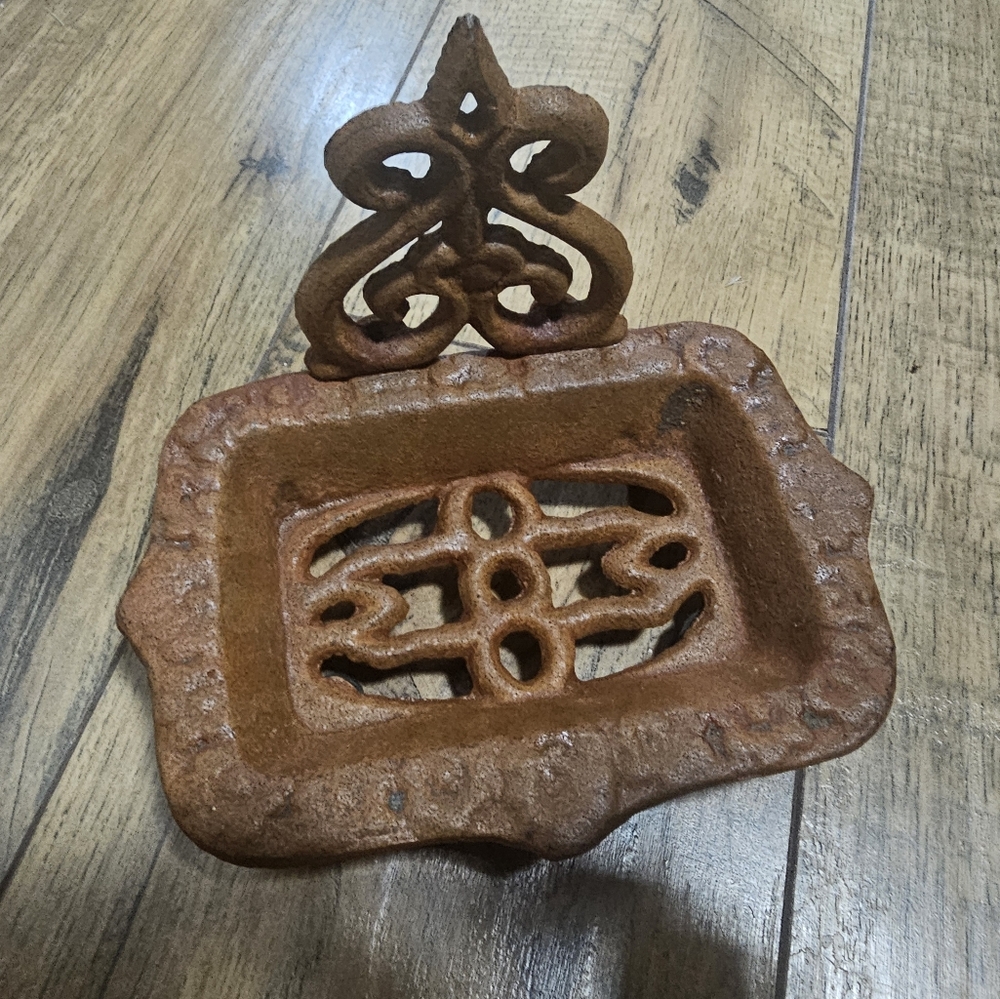 Rustic Cast Iron Soap Dish